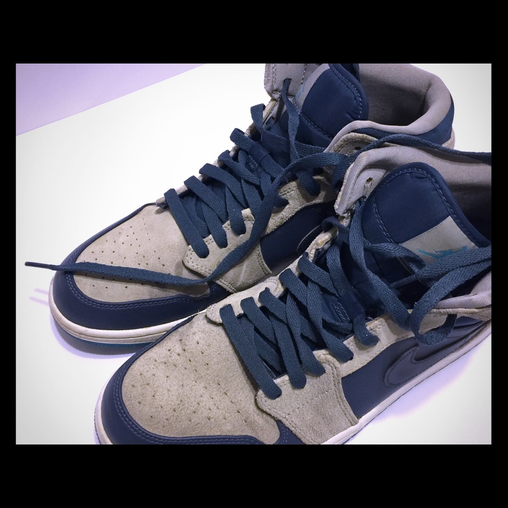 Air Jordan 1 Mid - Slate / Wolf Grey