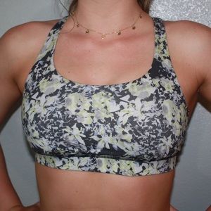 Lululemon energy sports bra