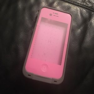 iPhone 4 life proof case