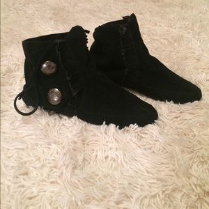 Black suede fringe tie up ankle boots