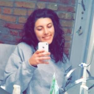 Meet your Posher, Becky