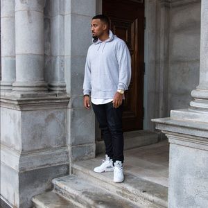 Meet your Posher, Cesar