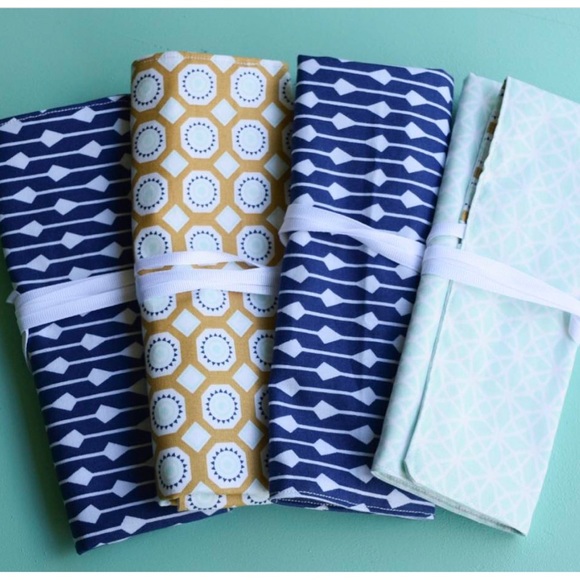 Makeup Brush Rolls! 💄💁🎀 NWT! - Picture 2 of 3