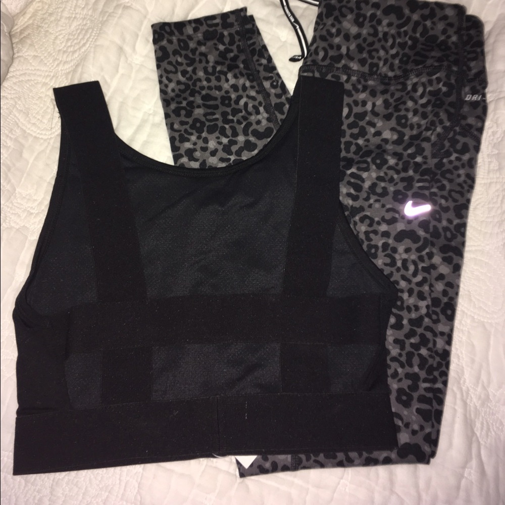 LNA sports cage bra size S