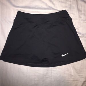 Black Nike tennis skirt
