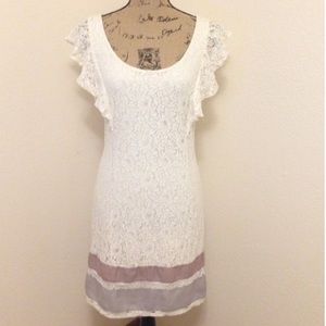 American Eagle lace dress