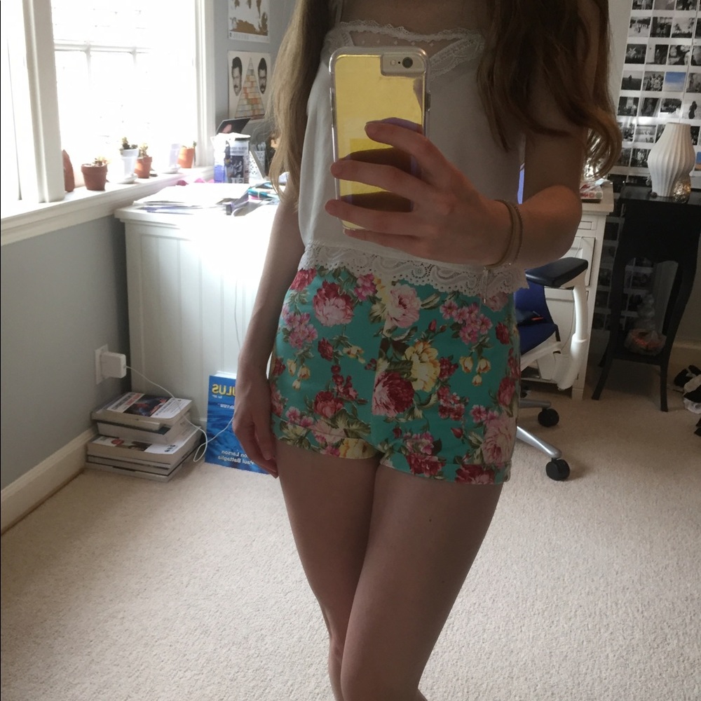 Floral Brandy Melville Shorts