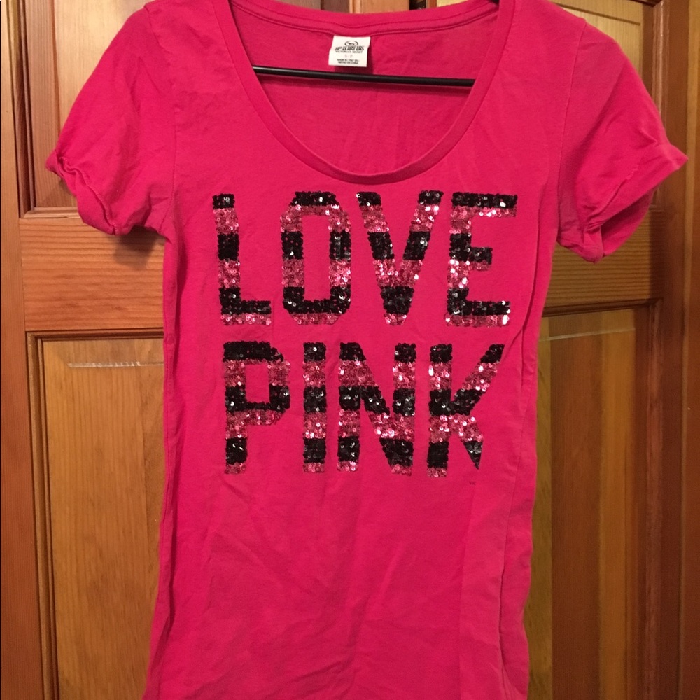 Victoria’s Secret Love Pink sequin Tee 💕