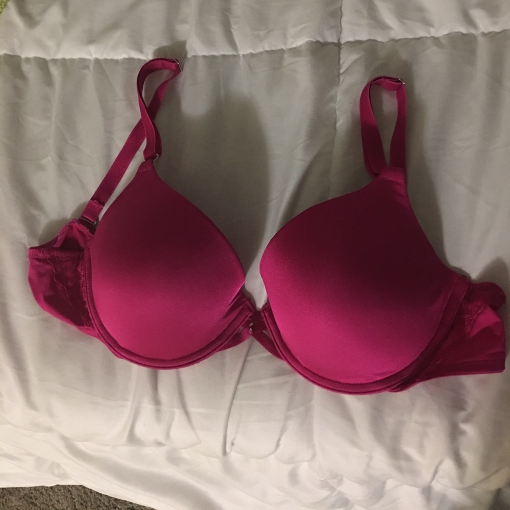 36 B, bra bundle