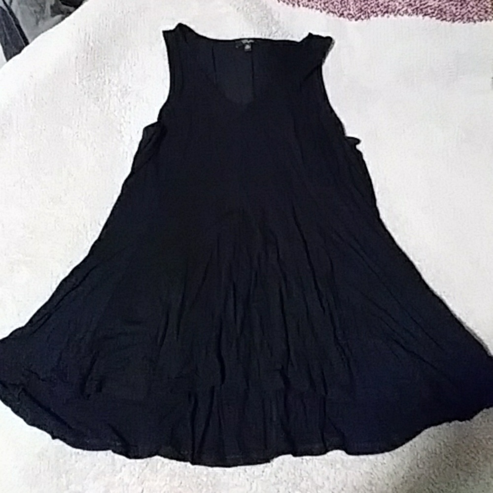 Flattering tank