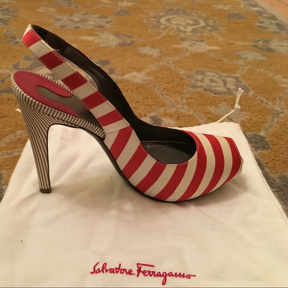 Salvatore Ferragamo striped sling back pumps - Picture 3 of 3