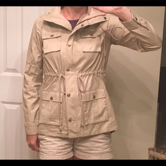 Lightweight Utility Jacket - Picture 2 of 2