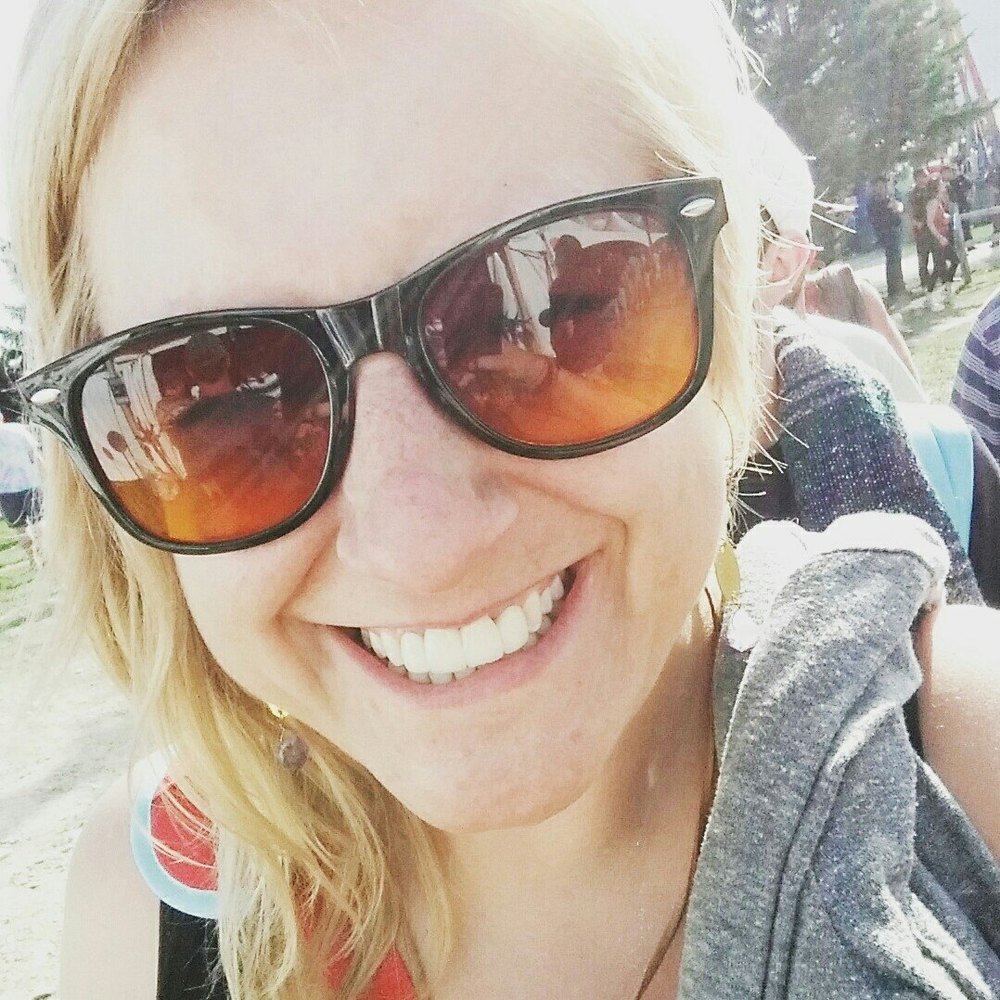 Meet your Posher, Danielle