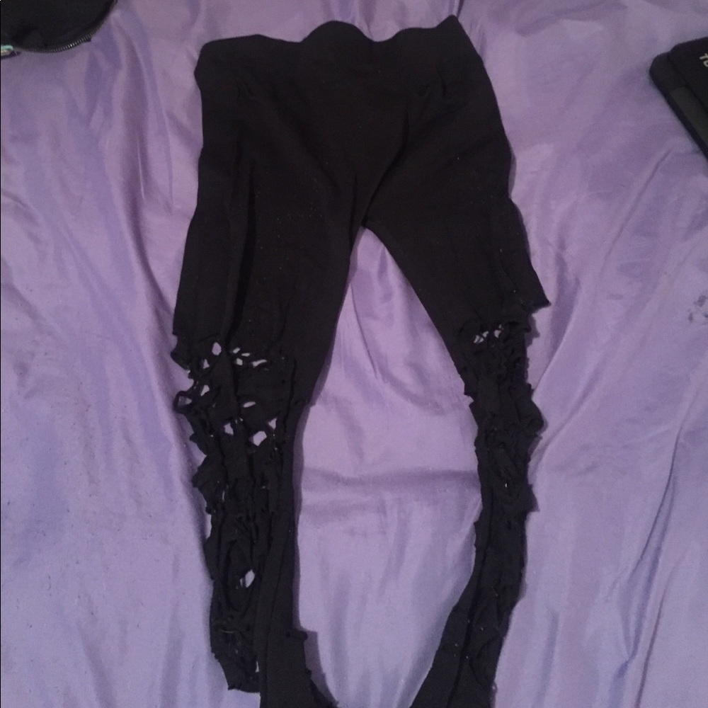 Ripped Leggings