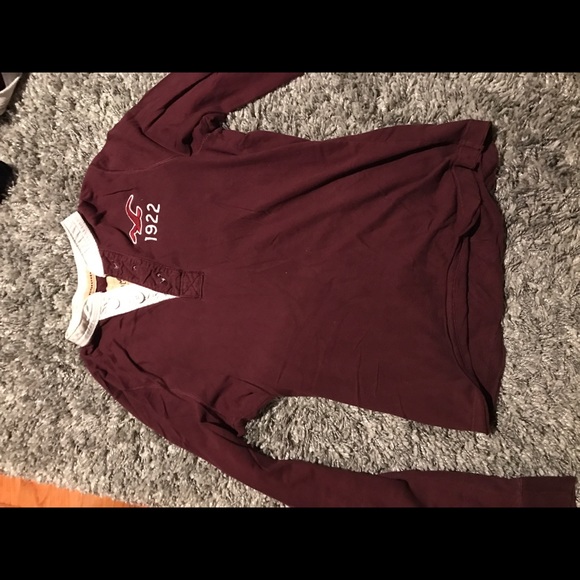 Burgundy Hollister Long Sleeve Henley - Picture 1 of 3