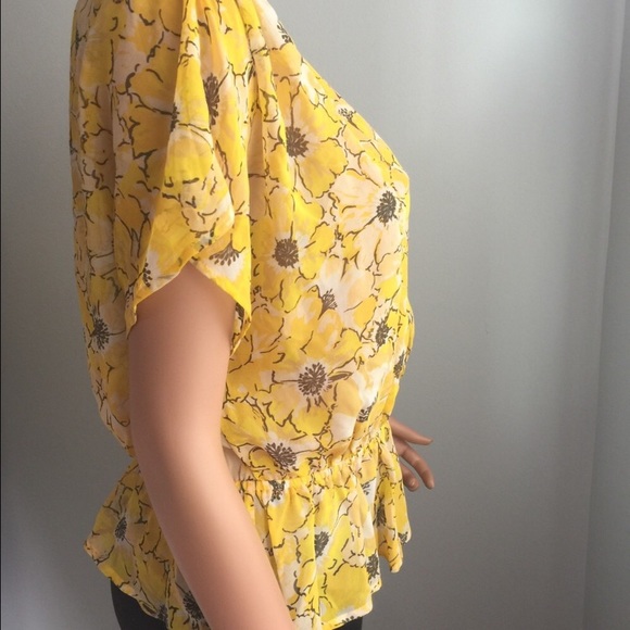 Joie Yellow Floral Silk Blouse M - Picture 2 of 5