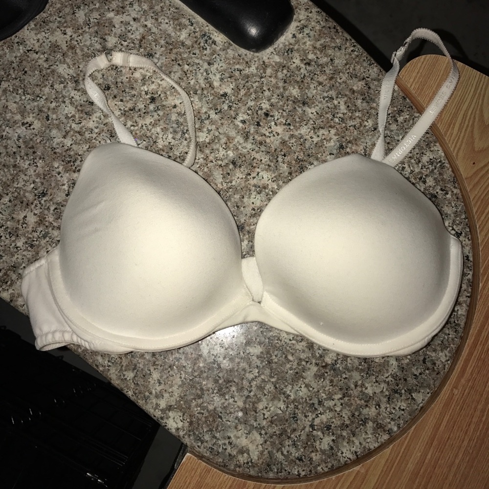 Victoria's Secret T-shirt Bra