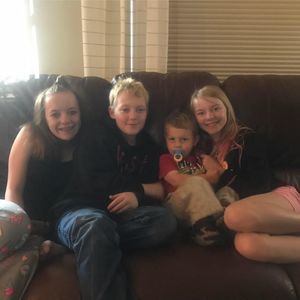 Meet your Posher, Melissa