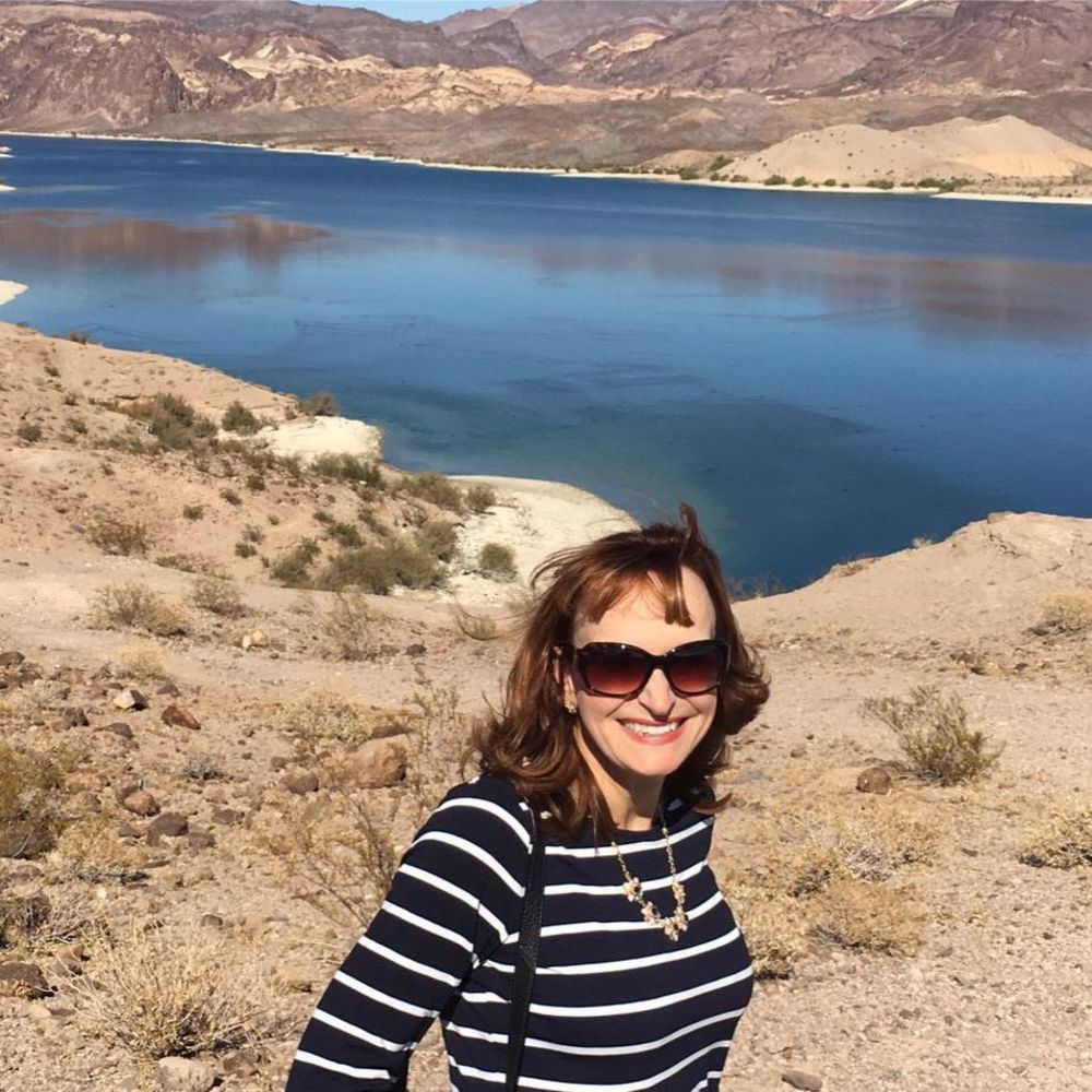 Meet your Posher, Debra