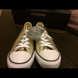 GOLD CONVERSE SIZE 9