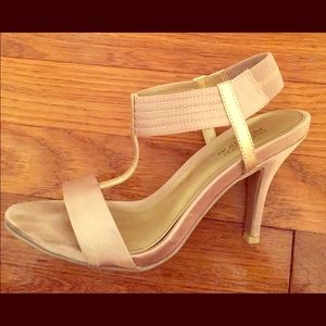 Kenneth Cole Reaction Heels