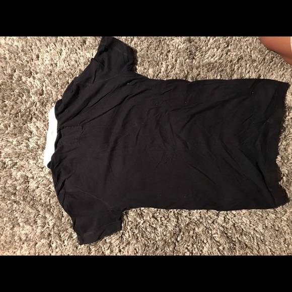 Hollister Short sleeve Henley shirt - Picture 2 of 3