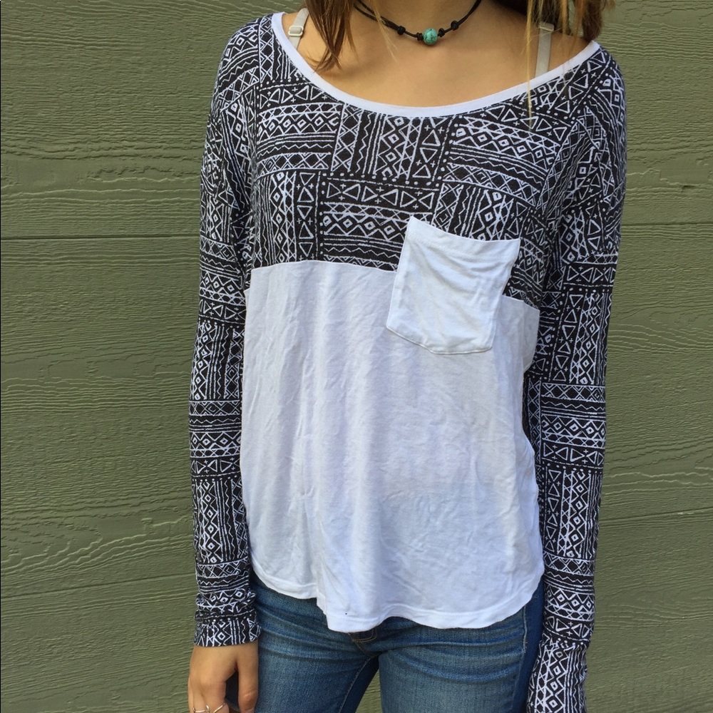 Aztec soft black and white EMPRE tee