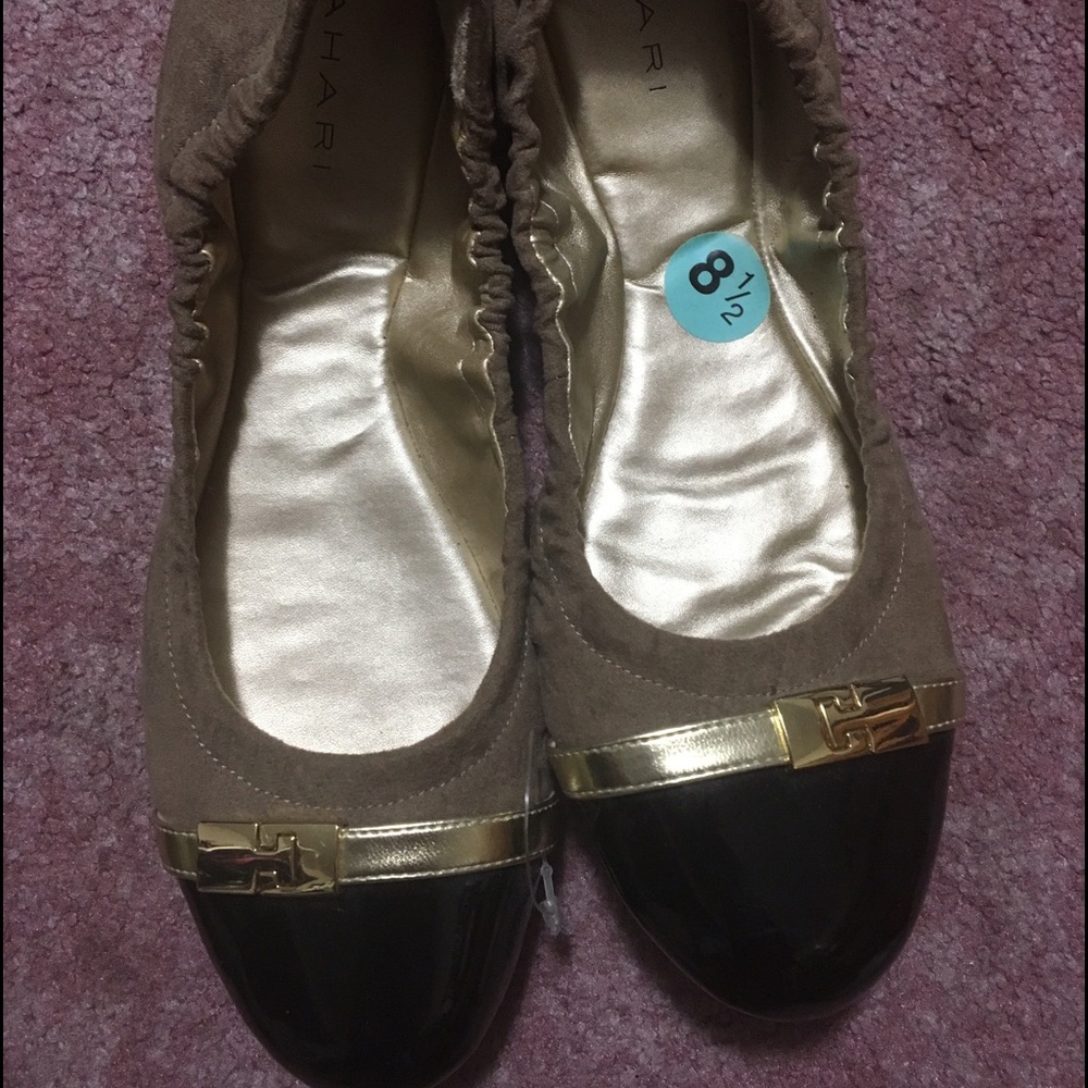 Tahari Cap Toe Flats
