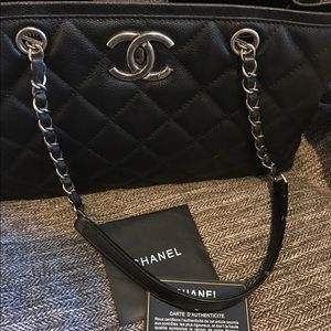 CHANEL shopping tote