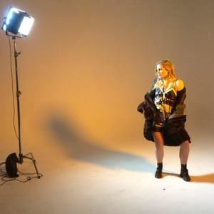 Meet your Posher, Holly