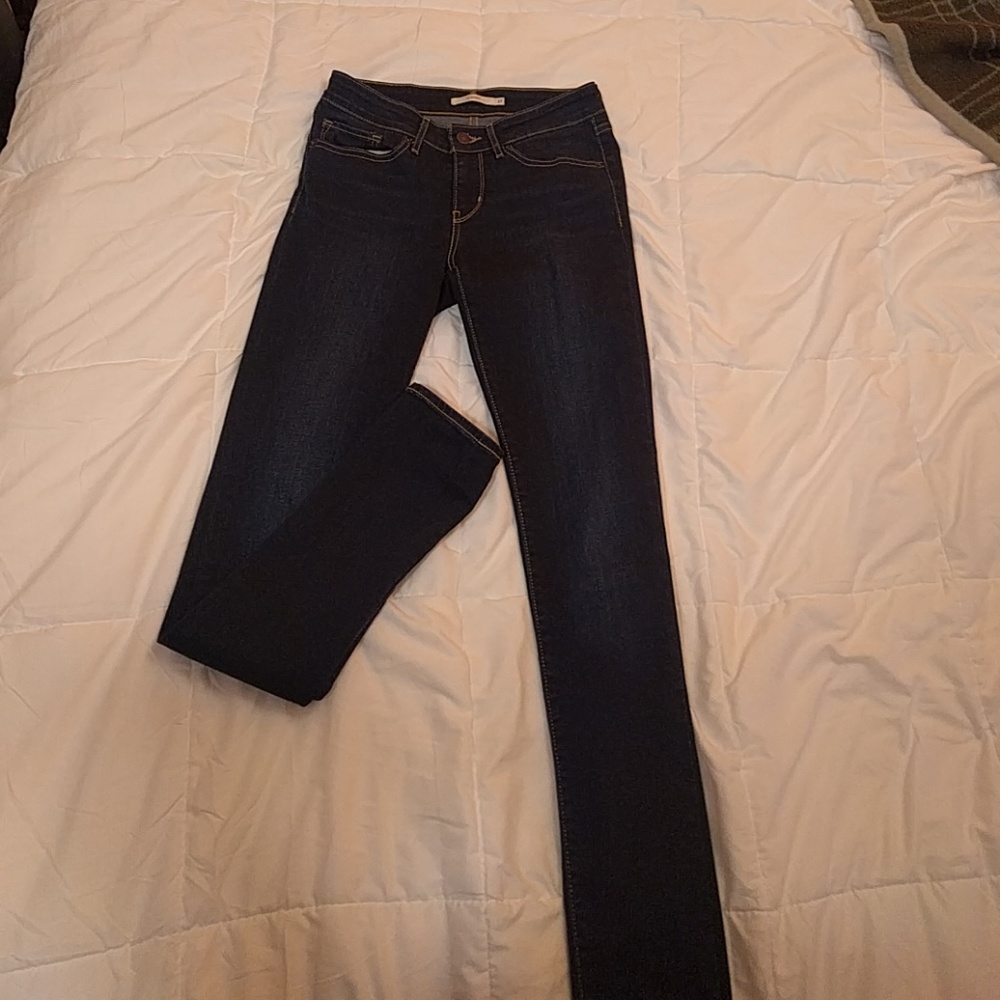 Levi 711 skinny jean