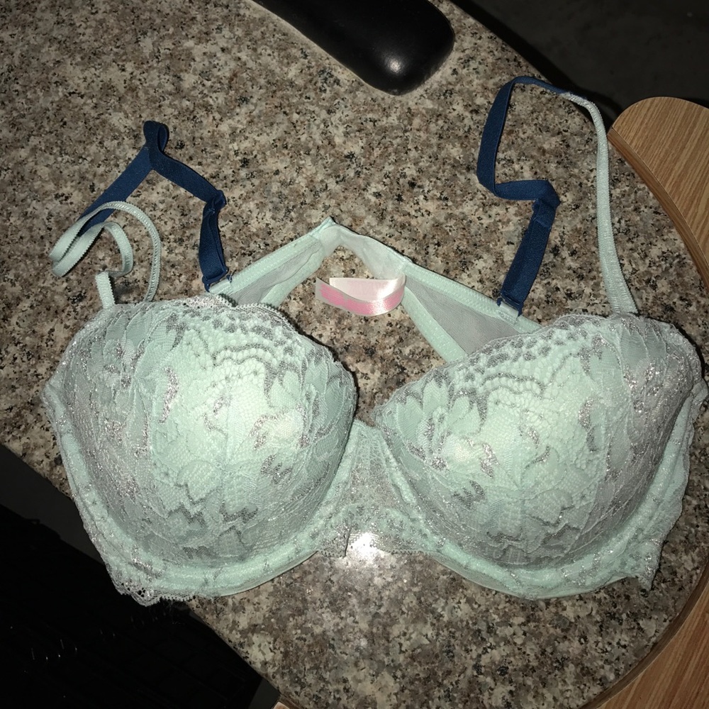 PINK Victoria's Secret Bra