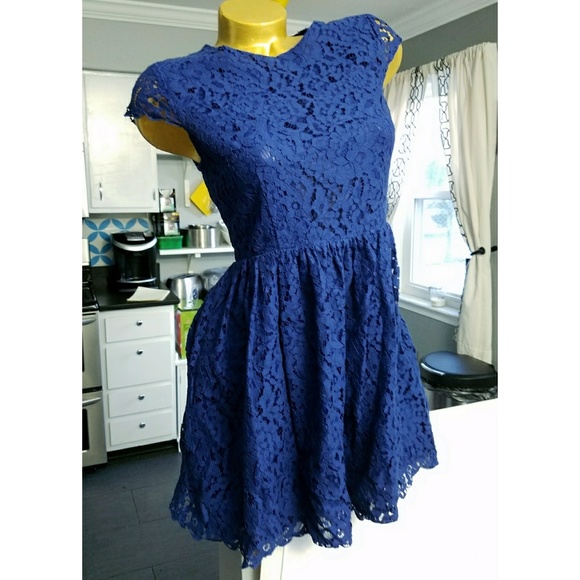 Divided Dresses & Skirts - Divided lace navy dress