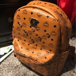 UNAUTHENTIC MCM Bookbag