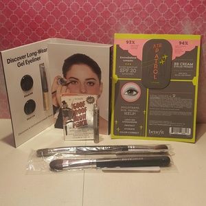 BareMinerals Eyeshadow Brushes + Minis