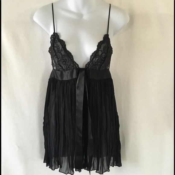 ViCt0riAs S. NiGhTy BlAck SheEr LaCe s/P - Picture 2 of 11