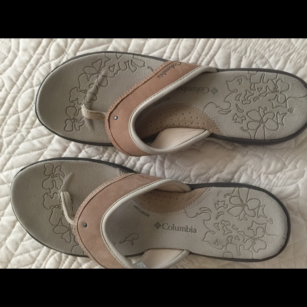 Sweet and comfy flips