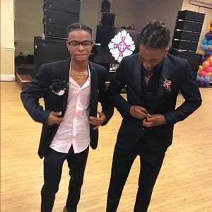 Meet your Posher, Kentrez