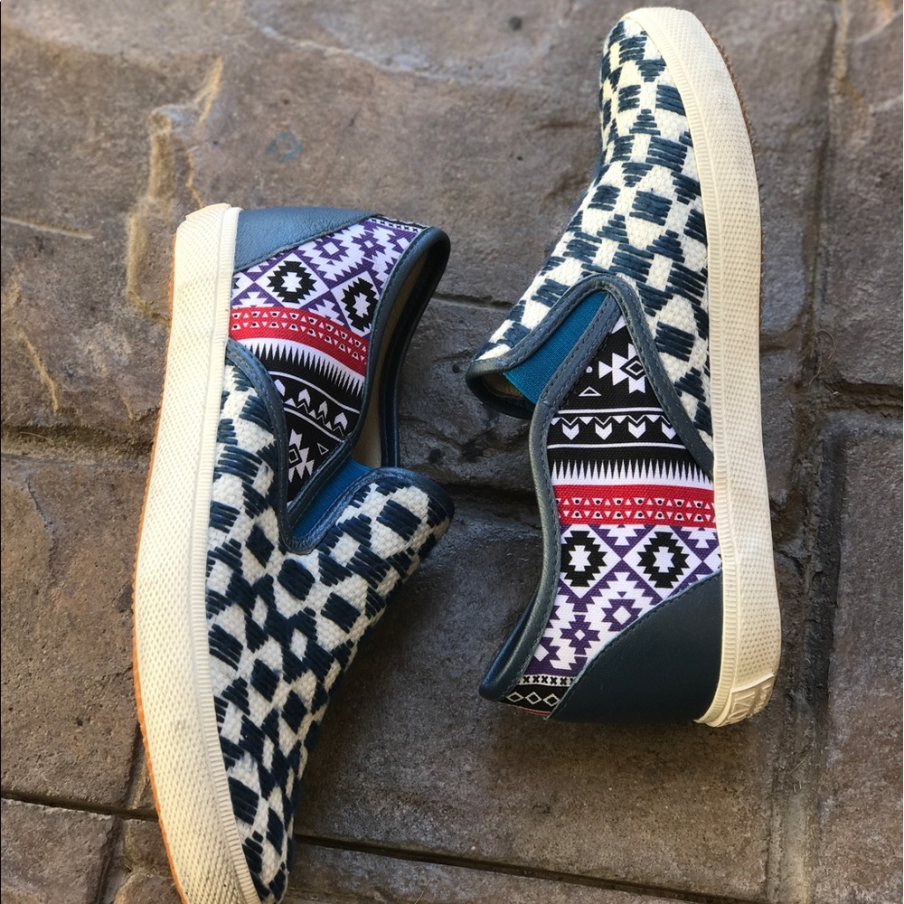 Low Top Distressed Leather Trim Slip On Sneakers - Picture 3 of 6
