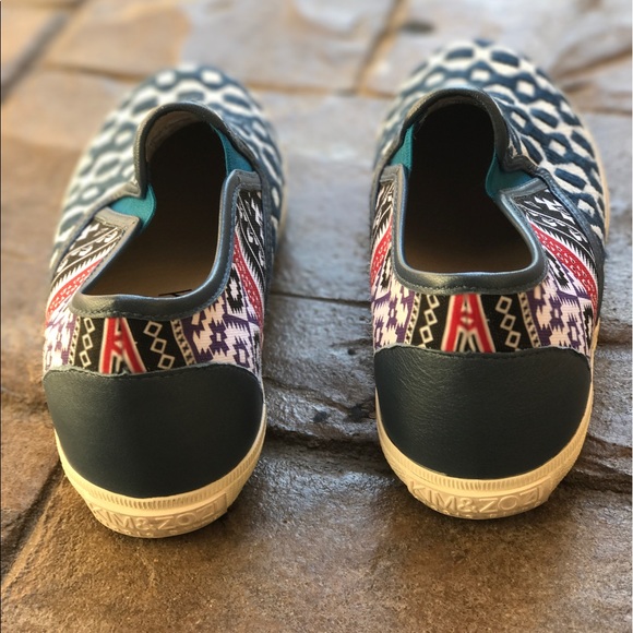 Low Top Distressed Leather Trim Slip On Sneakers - Picture 4 of 6