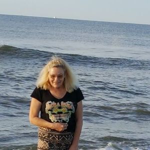 Meet your Posher, Charlene