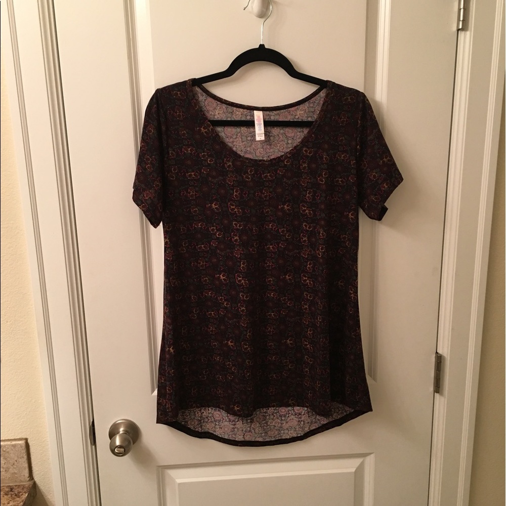 LuLaRoe Floral Classic Tee