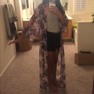 MISSGUIDED Sheer Floral Full-Length Kimono