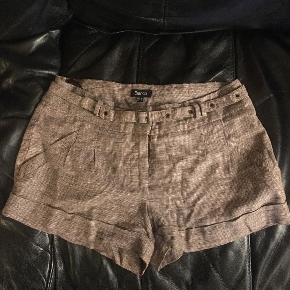 BLANCO CUFFED Shorts - Size 4