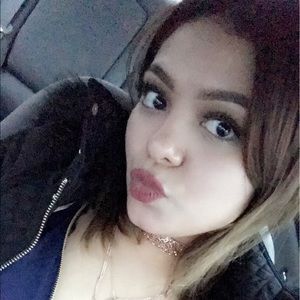 Meet your Posher, Ivonne