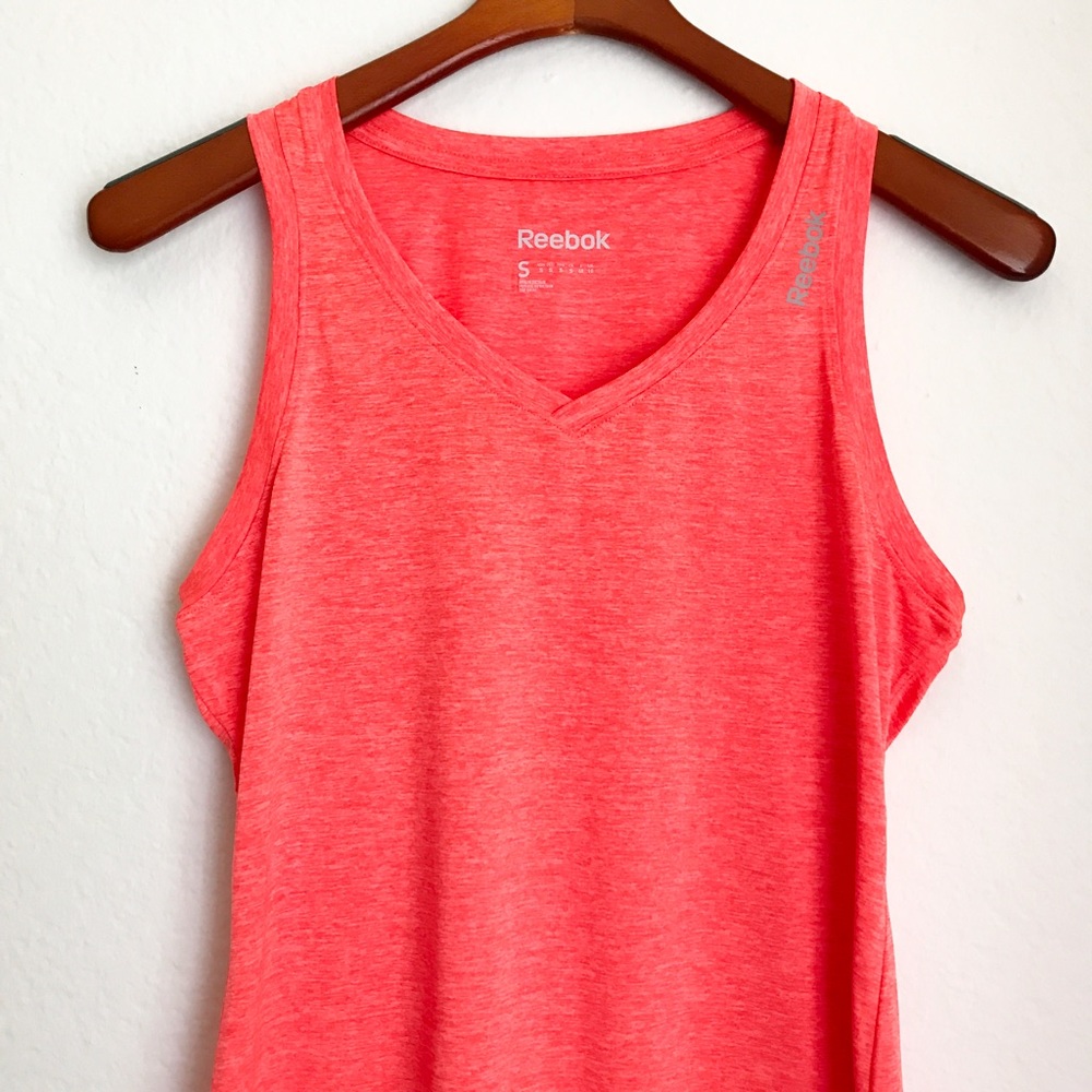 ‼️SOLD‼️🆕Reebok workout tank NWOT - Picture 3 of 4