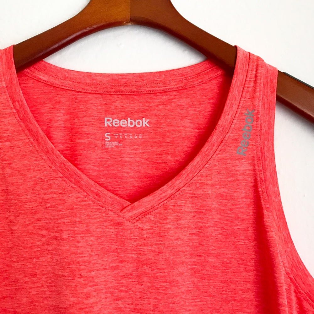 ‼️SOLD‼️🆕Reebok workout tank NWOT - Picture 2 of 4
