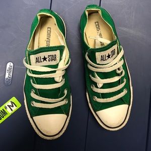 GREEN CONVERSE!