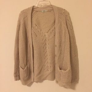 Tan/Cream Cardigan!🌟