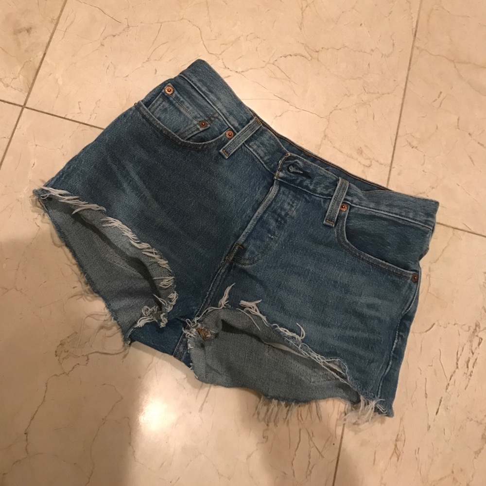 Levi shorts